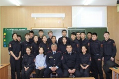 Учащиеся полицейского класса приняли участие в уроке мужества, посвященного памяти воинов-интернационалистов